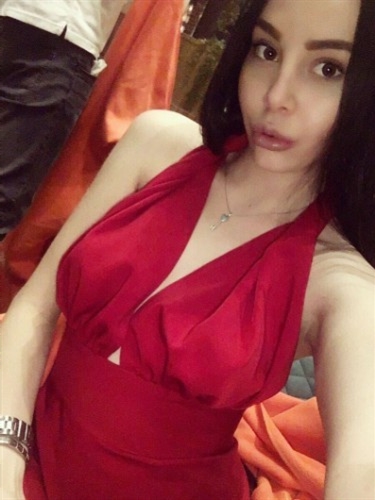 Yeni bal escort Annelieke