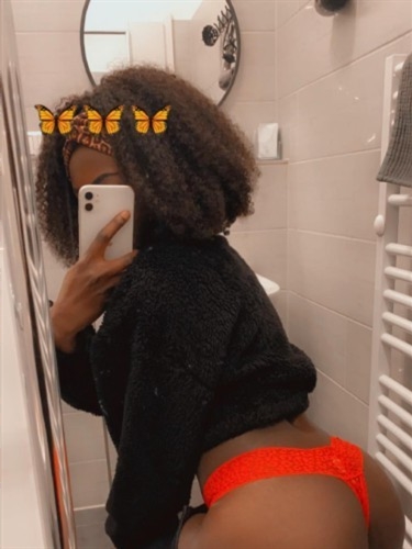 Ateşli vücut escort Harith Belek Escort