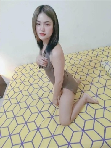 Yi Rui escort Scat